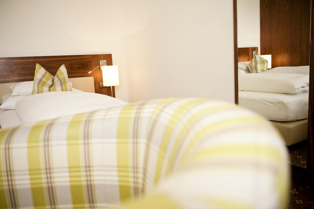 Hotel Zum Dorfschmied Klein Sankt Paul Zewnętrze zdjęcie